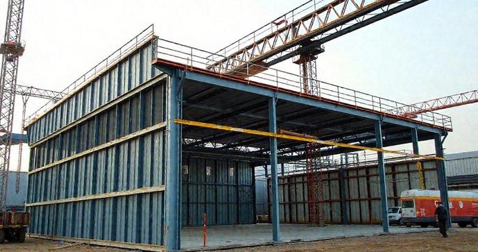 Pintura em Estrutura Met&aacute;lica Melhora Durabilidade e Est&eacute;tica