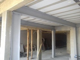 Reforço estrutural com viga metálica